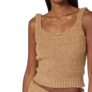 SKIMS Cozy Stretch Knitted Tank Top Sherpa Camel Color